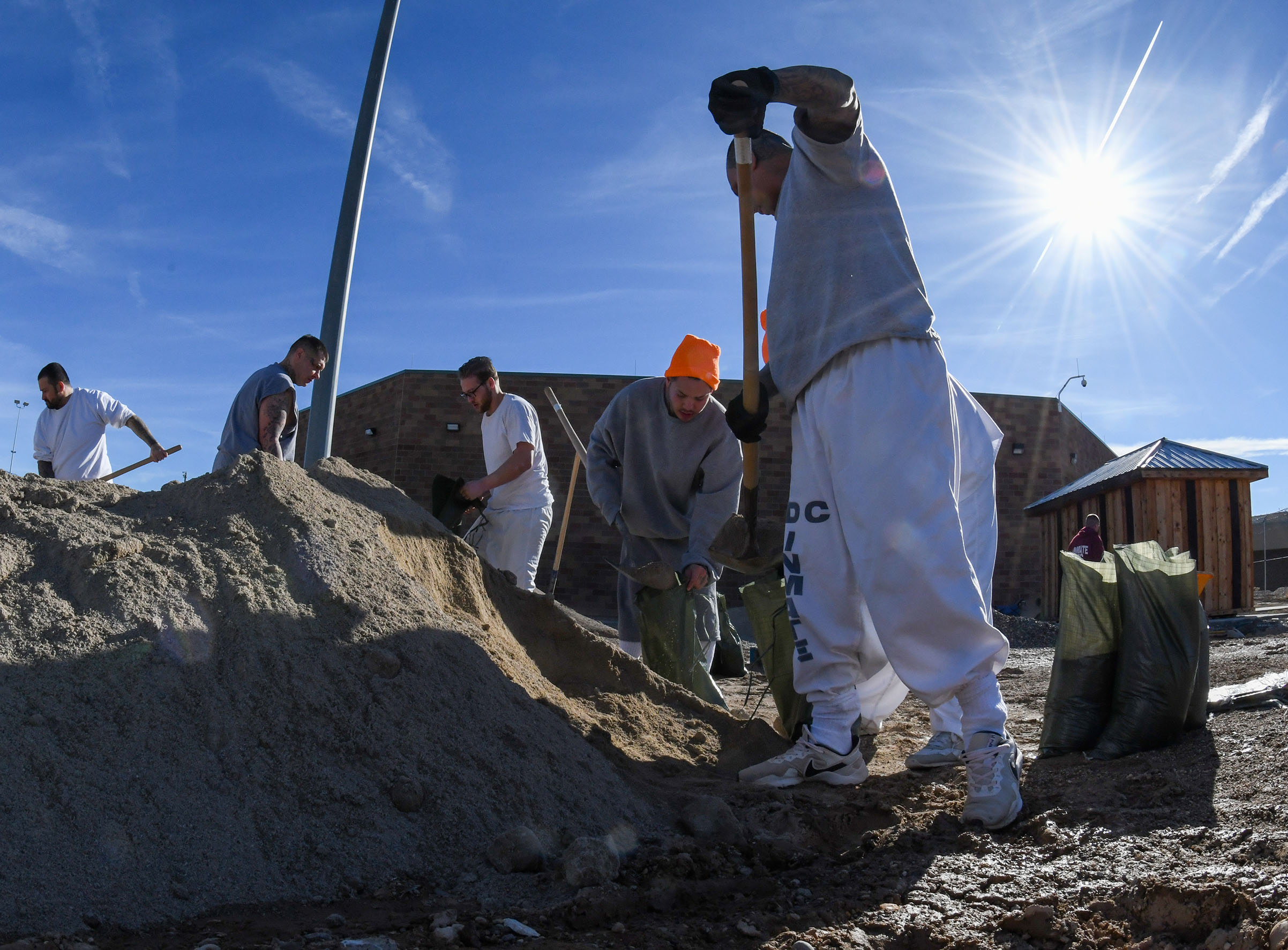Featured image for “Incarcerated Individuals volunteer to fill sandbags at Central Utah Correctional Facility”